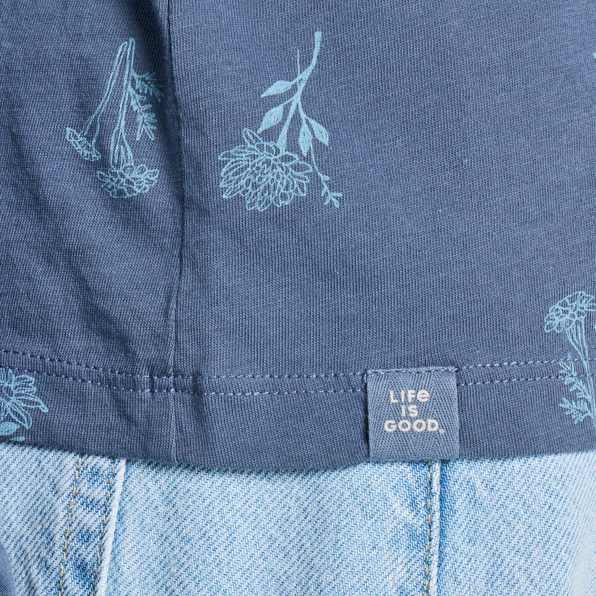 Women's Delicate Wildflower Pattern Long Sleeve product image 4